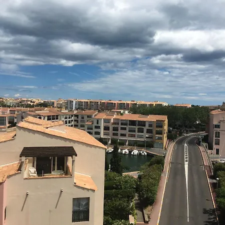 Languedoc Immobilier Mezzanine Piscine Tennis - Brf65 * Agde